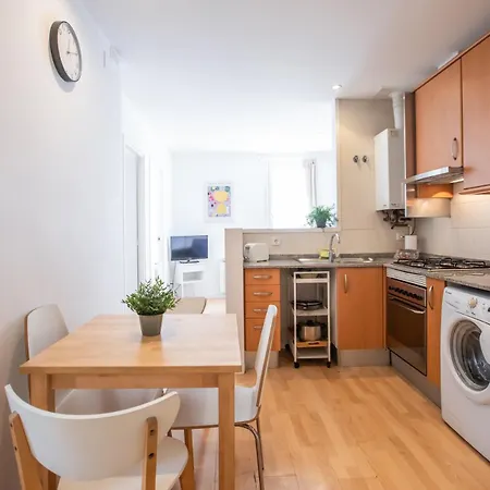 23ptbg1090 - Beautiful 2br Near Sants Apartment *