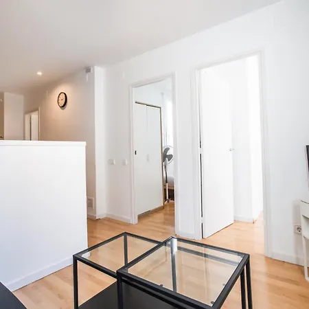 Apartment 23ptbg1090 - Beautiful 2br Near Sants *