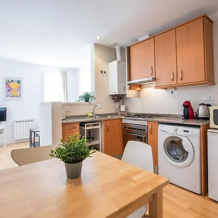 23ptbg1090 - Beautiful 2br Near Sants Appartement Barcelone