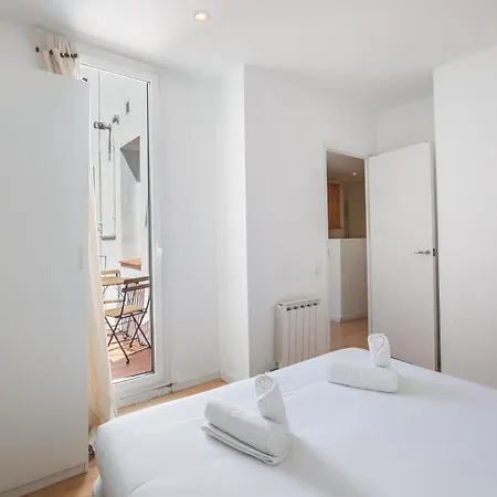 23ptbg1090 - Beautiful 2br Near Sants Apartment *
