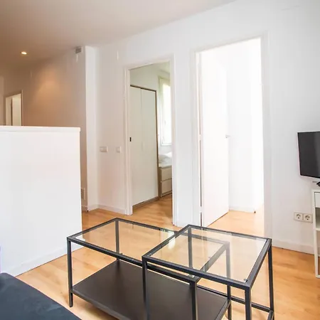 23ptbg1090 - Beautiful 2br Near Sants Apartment